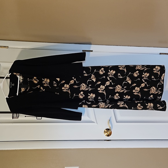 Ladies/Juniors Floral Maxi Dress - Picture 2 of 11